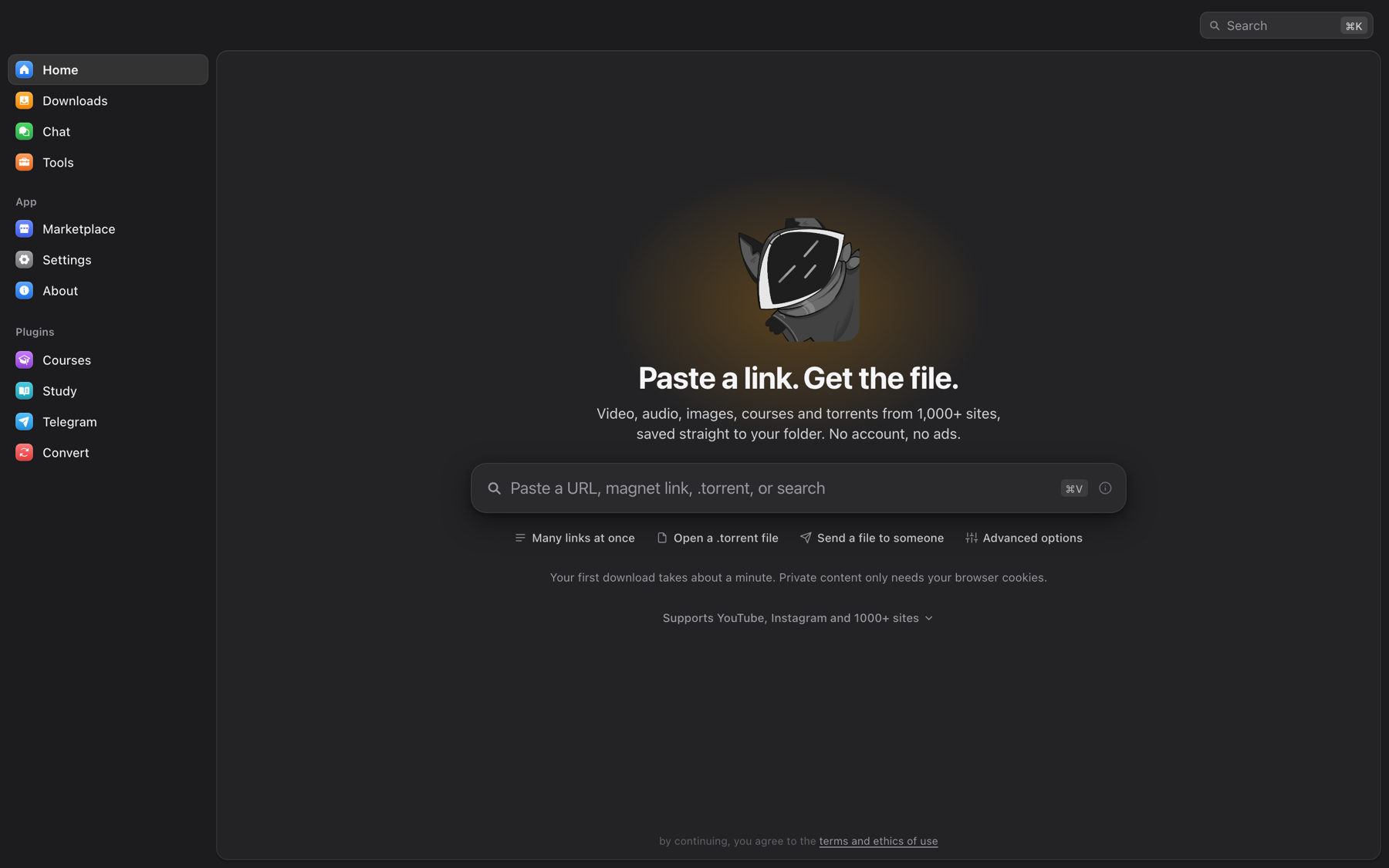 https://github.com/tonhowtf/omniget/blob/HEAD/OmniGet home screen: paste a URL, magnet link or .torrent and the file lands in your folder